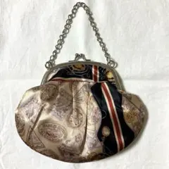 Item thumbnail for item c65716bc-6275-4b25-83ac-ba1e383cc591