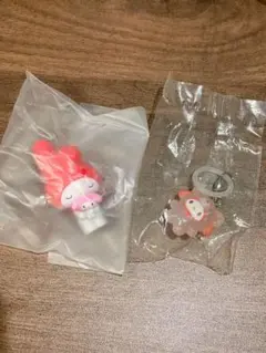 カプセルトイ　マイメロセット　めじるしアクセサリー　ラテクマ　フィギュア