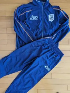 Item thumbnail for item e7b6198f-17c0-40a8-a6e3-737d3fa66613