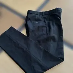 黒 スラックス
