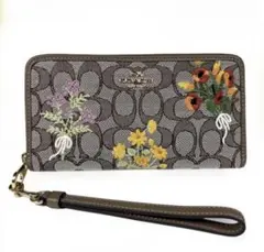 COACH コーチシグネチャー 花柄 刺繍 長財布 リストレット付のサムネイル