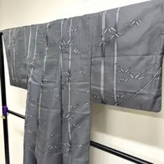 D834 本場結城紬　はたおり娘　100亀甲　笹竹　正絹　単衣　極美品 D834 本場結城紬 はたおり娘 100亀甲 笹竹 正絹 単衣 極美品 - メルカリ
