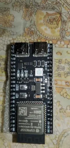 ESP32-S3-WROOM-1 モジュール