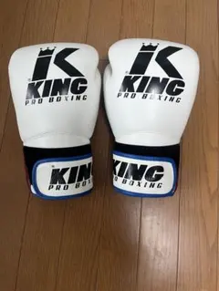 Winning ボクシンググローブ 8oz ホワイト （修理あり） - メルカリ