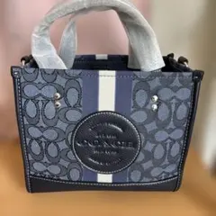 新品未使用品コーチトートバッグ