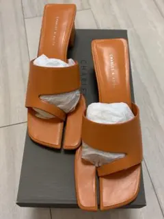 サンダル ミュール オレンジ Charles&Keith 23cmのサムネイル