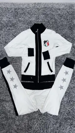 モエリースポーツ セットアップ