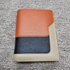 み*こ様 【美品】MARNI マルニ 財布 二つ折り財布 二つ折りウォレット