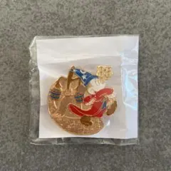 GODIVA ミッキーマウス ピンバッジ　ファンタジア