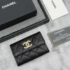 CHANEL 三つ折り財布 キャビアスキンのサムネイル