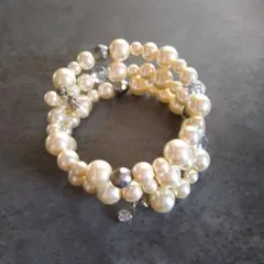 【axes femme】パールとクリスタルのビーズブレスレット