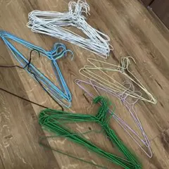 針金ハンガー53本セット