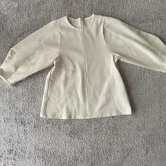 ユナイテッドアローズ　アイボリー バルーンスリーブ トップス　ニット