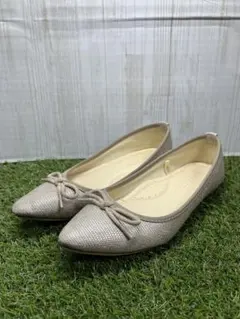 【お買い得価格】ベージュ ポインテッドトゥ フラットシューズ