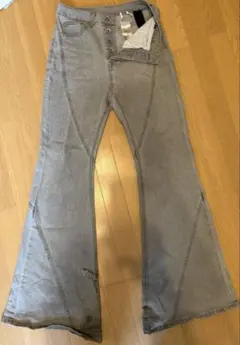 Item thumbnail for item dd9f4a46-503d-4524-a56a-4efa71f48d32