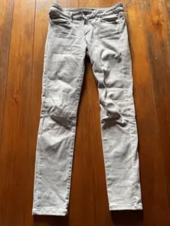 UNIQLO グレー スキニーデニム 25