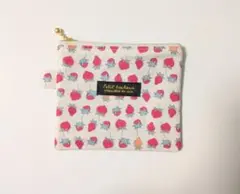 いちご柄のポケットティッシュケース付きポーチ　ハンドメイド