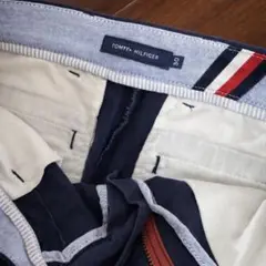 TOMMY HILFIGER ネイビーショートパンツ 30