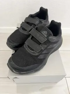 adidas ブラック スニーカー 21 キッズ