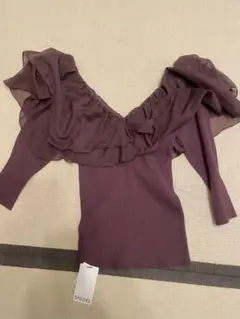 SNIDEL フリルオフショルダーニット