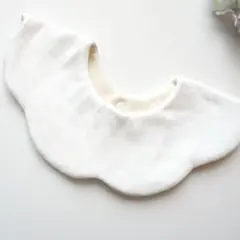 #448 ハンドメイド まっしろの花びらスタイ コットン100%