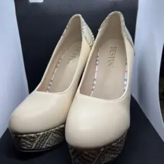 ❤️新品❤️DESTIN ハイヒール パンプス ベージュ 厚底　訳有り