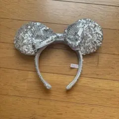 ディズニー カチューシャ シルバー スパンコール