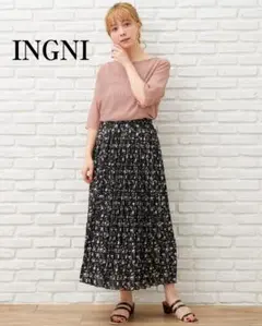 INGNI　コバナガラプリーツスカート　薄手のエアリー生地　ウエスト総ゴム仕様のサムネイル