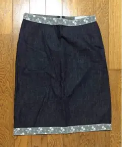 ヴェルサーチジーンズレースデニムスカートversace美品ヴェルサスversusのサムネイル