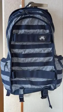 ゴールデンウィークセール　美品残り1点　NIKE SB ストライプリュック