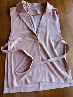 ピンク ノーカラーベスト Mサイズ