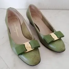 サルヴァトーレフェラガモ 本革 リボンパンプス 5