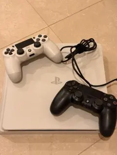 PlayStation 4 Slim 本体 コントローラー2つ/ゲーム付き