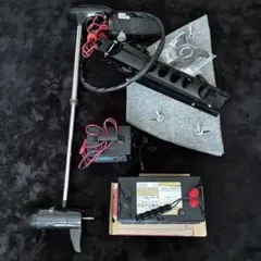 新品ルーフ×1中古充電ステーション×2中古充電アダプタ×1ロボット芝刈機