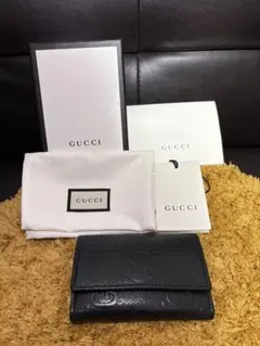 【美品】GUCCI グッチ GGエンボス 6連 キーケース レザー 黒