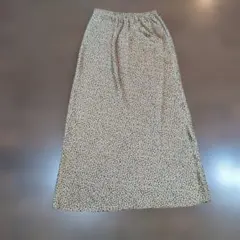 LOWRYS FARM　ストレッチサテンスカート