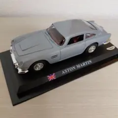 デルプラド 1/43 カーコレクション アストンマーチン　ミニカー　名車のサムネイル