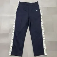 2025年最新】fred perry トラックパンツの人気アイテム - メルカリ