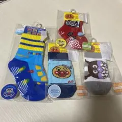 （9）アンパンマン他　くつ下　4足【9〜11】【12〜15】