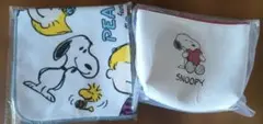 新品未開封品品　ピーナッツ　スヌーピー　ポーチ＆ミラー、風呂敷タオルセット