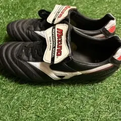 ミズノ　モレリア2 黒　ベロ付き　人工芝で1週間使用　「値下げ交渉あり」