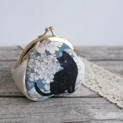 がま口コインケース*黒猫と花畑×ブルー