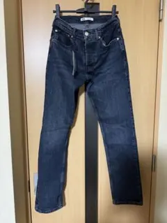 ZARA ダークブルーデニム 31