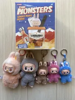 POPMART ラブブ　キーホルダー、フレグランス