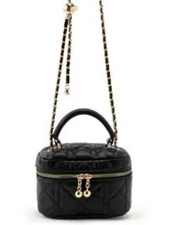 ブラック キルティング ショルダーバッグ