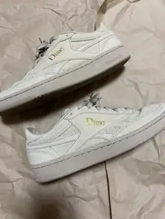 Reebok Dime clubc スエード ホワイトスニーカー