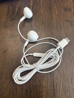 ホワイト 有線イヤホン Type-C