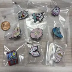 【お買い得‼️】9点セット 派手 ピンク系多め 心臓 目ん玉 ピンバッジ