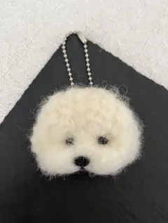 羊毛フェルト ビションフリーゼ キーホルダー - メルカリ