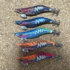 エギ 4本セット カラビナ付き - メルカリ